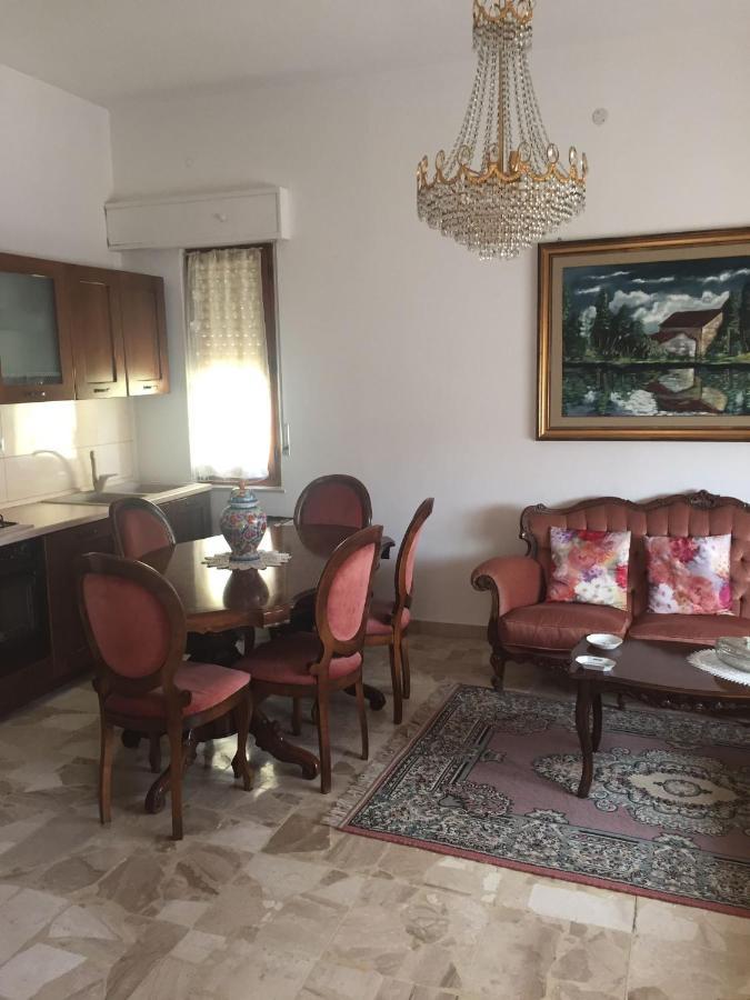 פישינאס B&B Anna מראה חיצוני תמונה