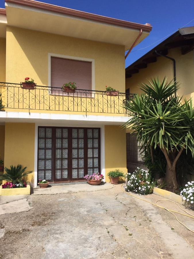 פישינאס B&B Anna מראה חיצוני תמונה